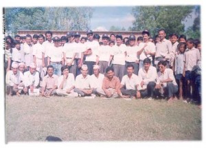 Group photo of Hindus meeting with Biswa Hindu Mahasangh