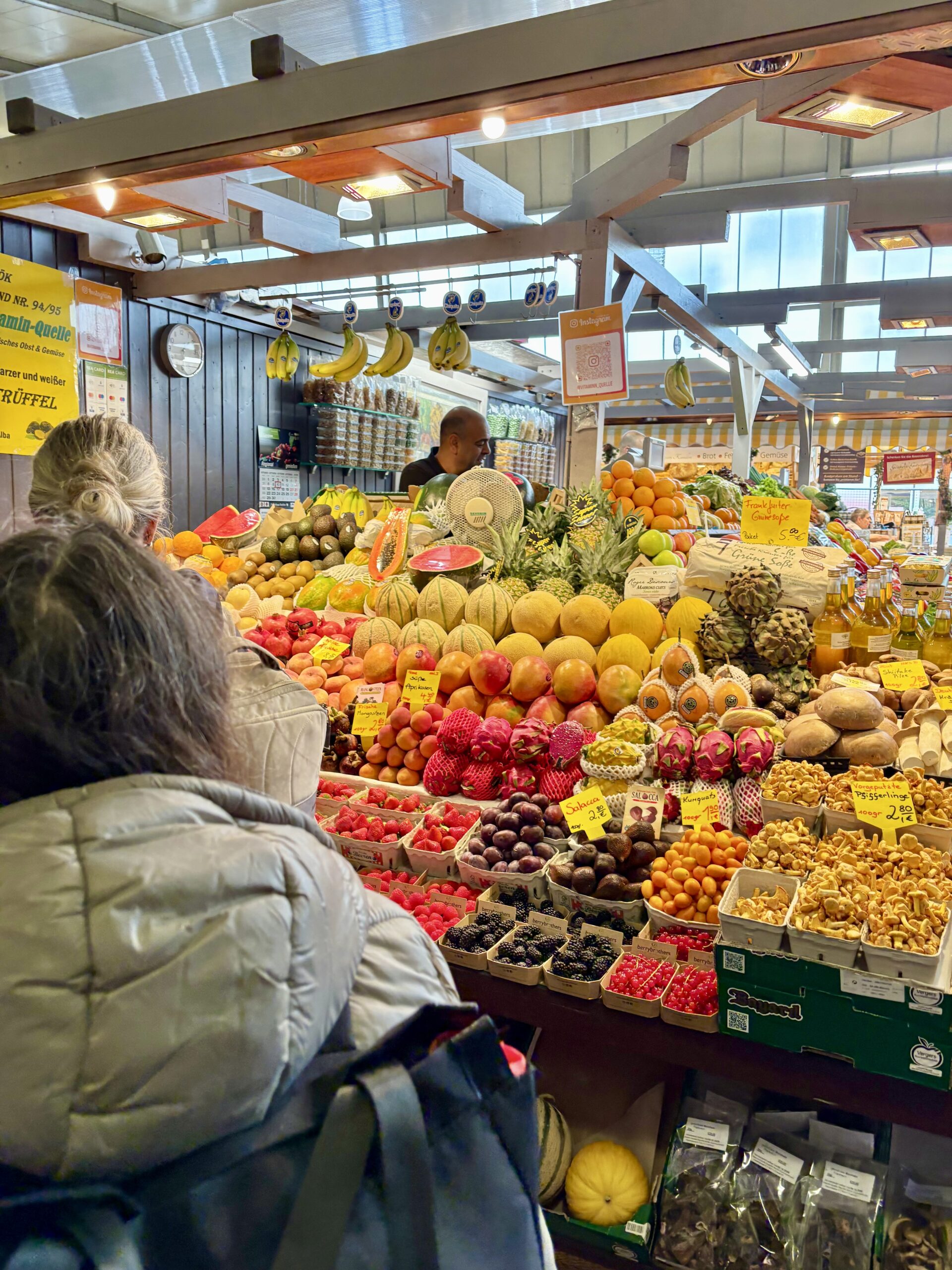 Group photo in front of St. Paul's Church in Frankfurt.