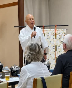 At Tsubaki Grand Shrine, addressed by the Chief Priest.